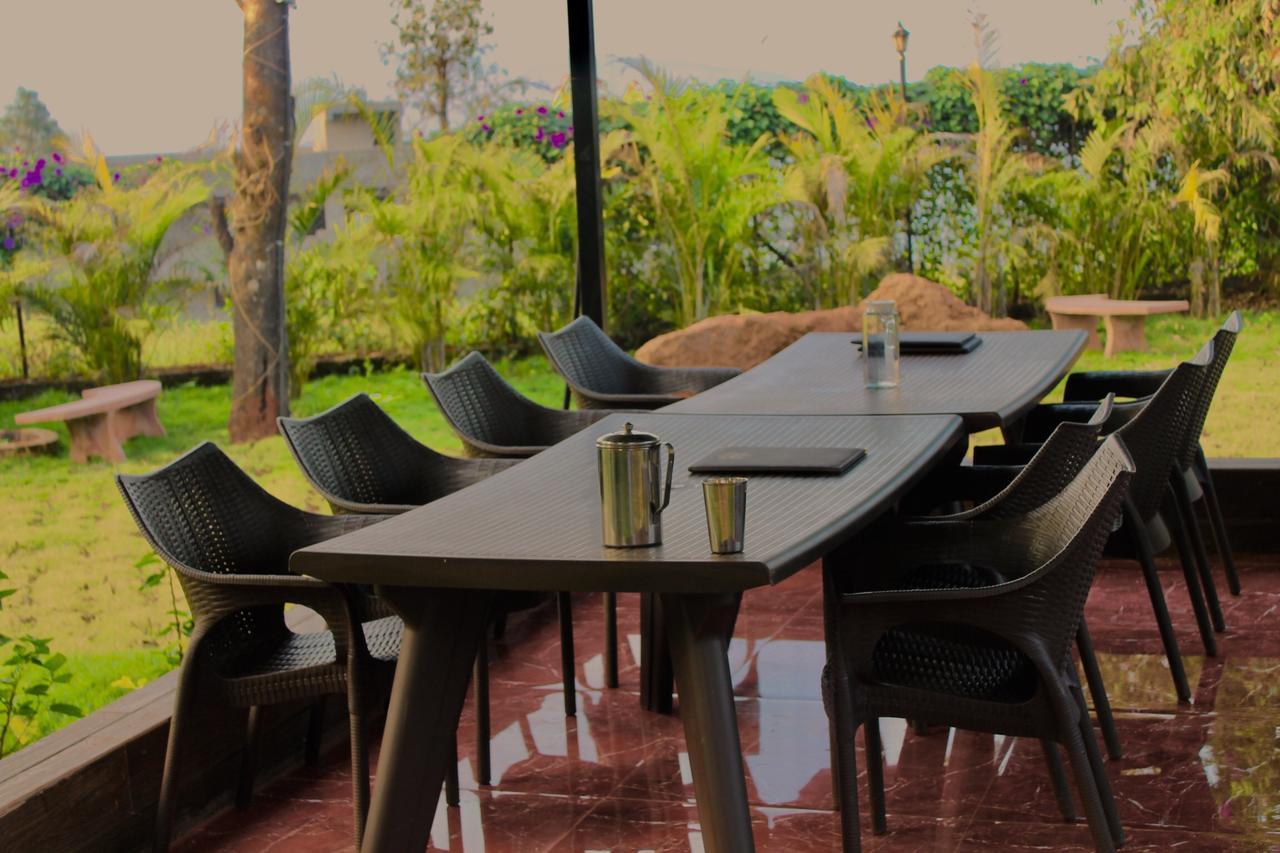 Lotus Farms Resort, Mahableshwar Mahābaleshwar Exteriör bild